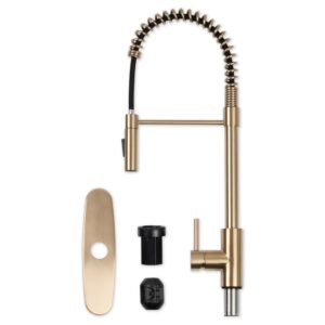 8 in. Centerset 1-Handle Pull-Down Sprayer Kitchen Faucet with Deckplate in Matte Gold